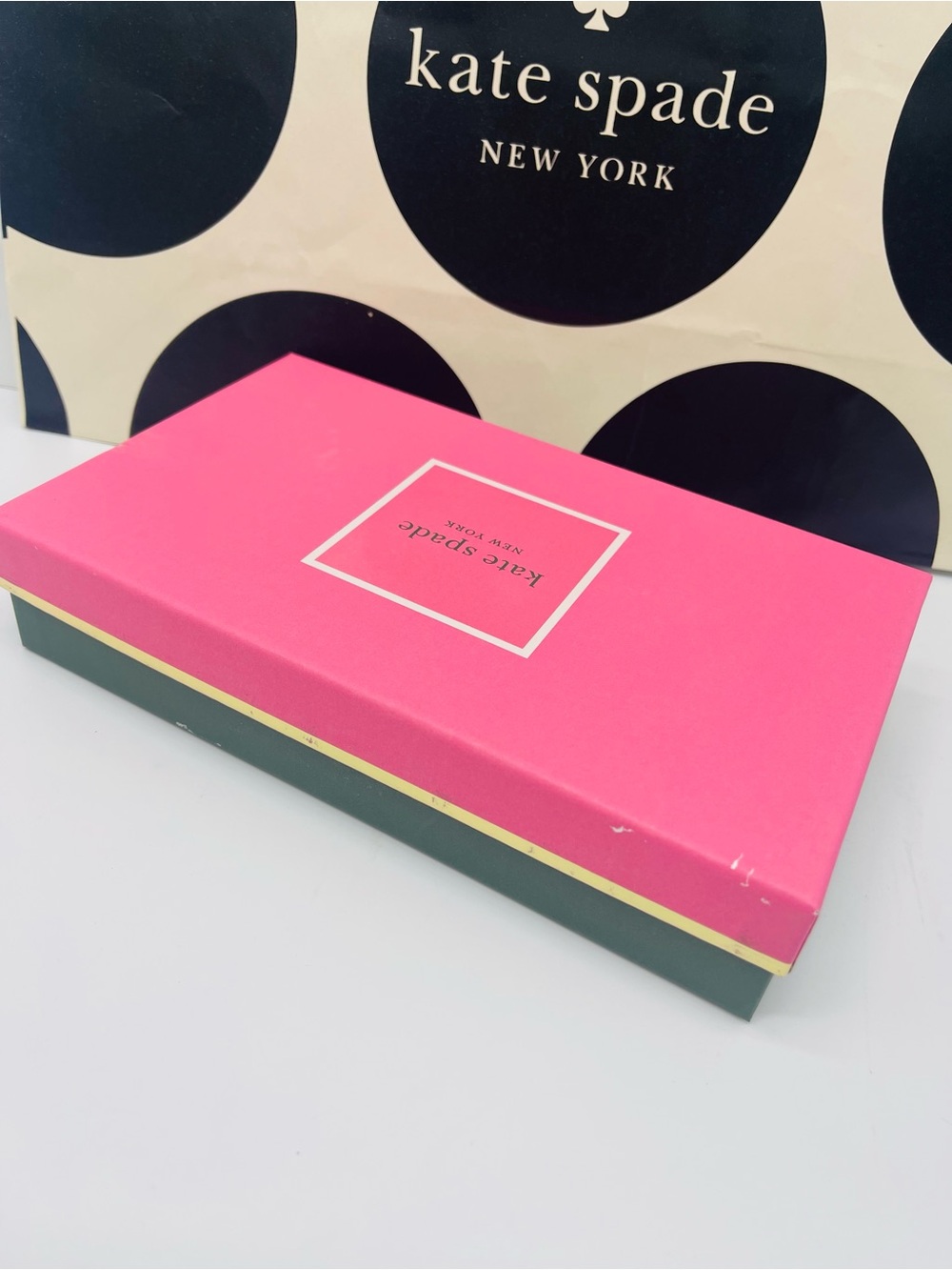 kate spade Pink and Green Gift Box with Gold Trim New
